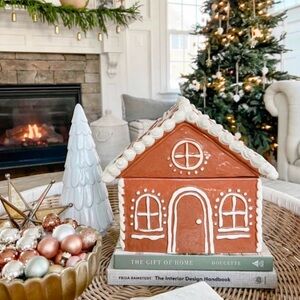 Pottery Barn Whimsical Holiday Gingerbread House Stoneware Cookie Jar LAST ONE